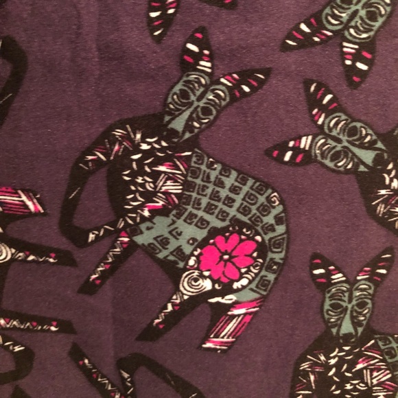 NWT TC LLR Patchwork Kangaroo Printed Leggings - Picture 4 of 5